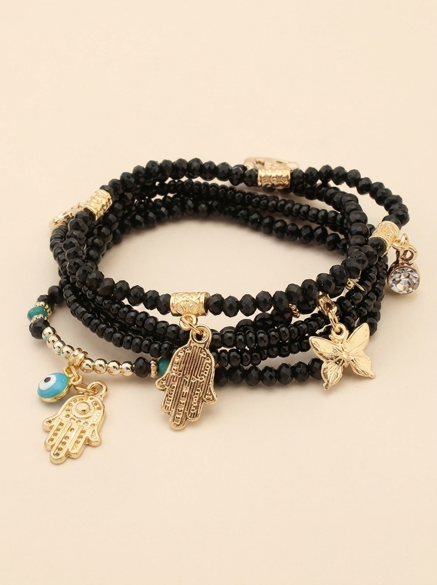Bracelet multirang Leïla à perles et breloques main de Fatma